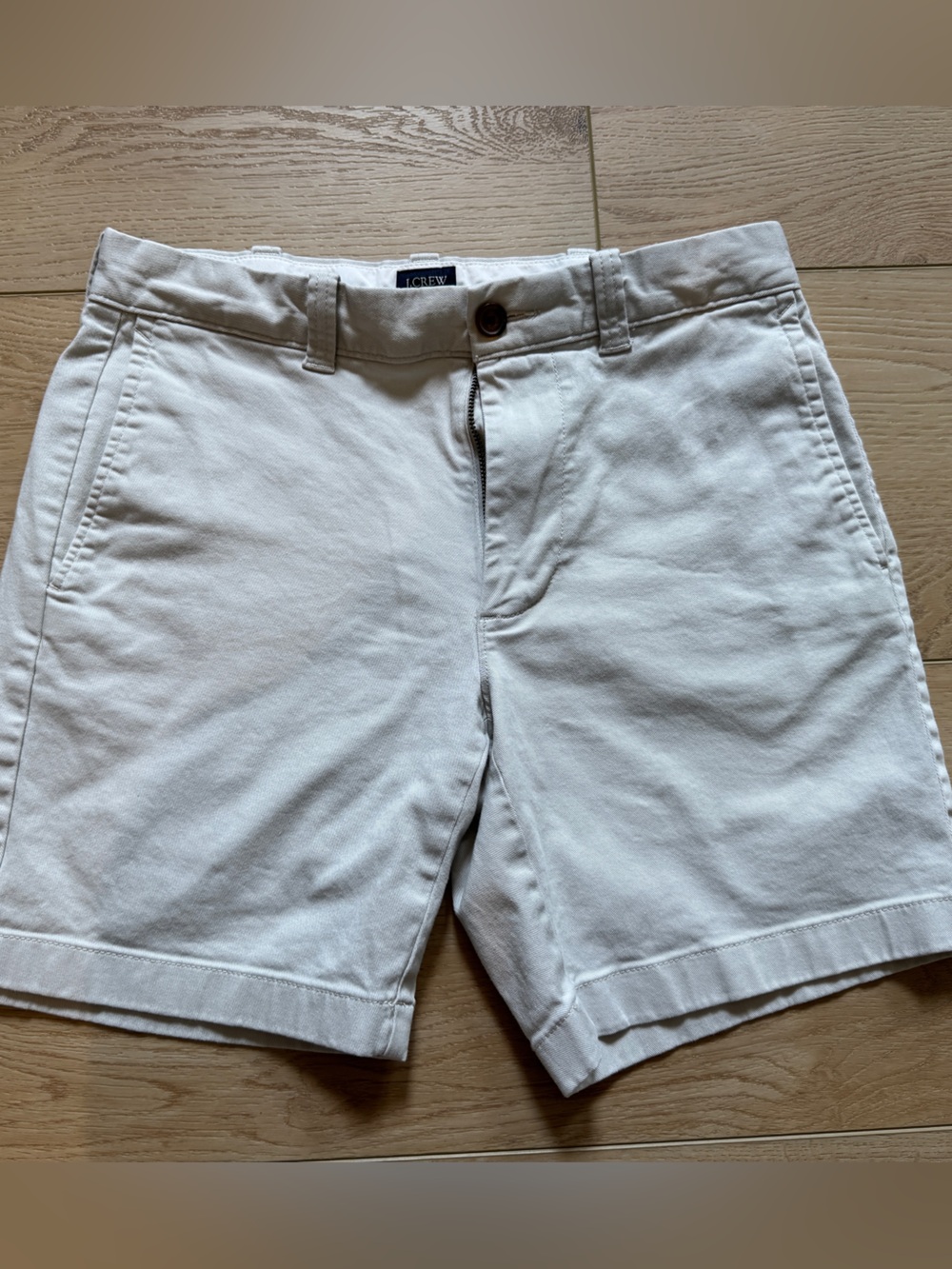 🔥4 for $20🔥 J Crew Men’s Cream/Tan Chino Shorts 29” 7” Inseam - Picture 1 of 5